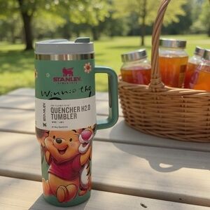 Stanley Inspired 40oz Tumbler Winnie the Pooh NEW